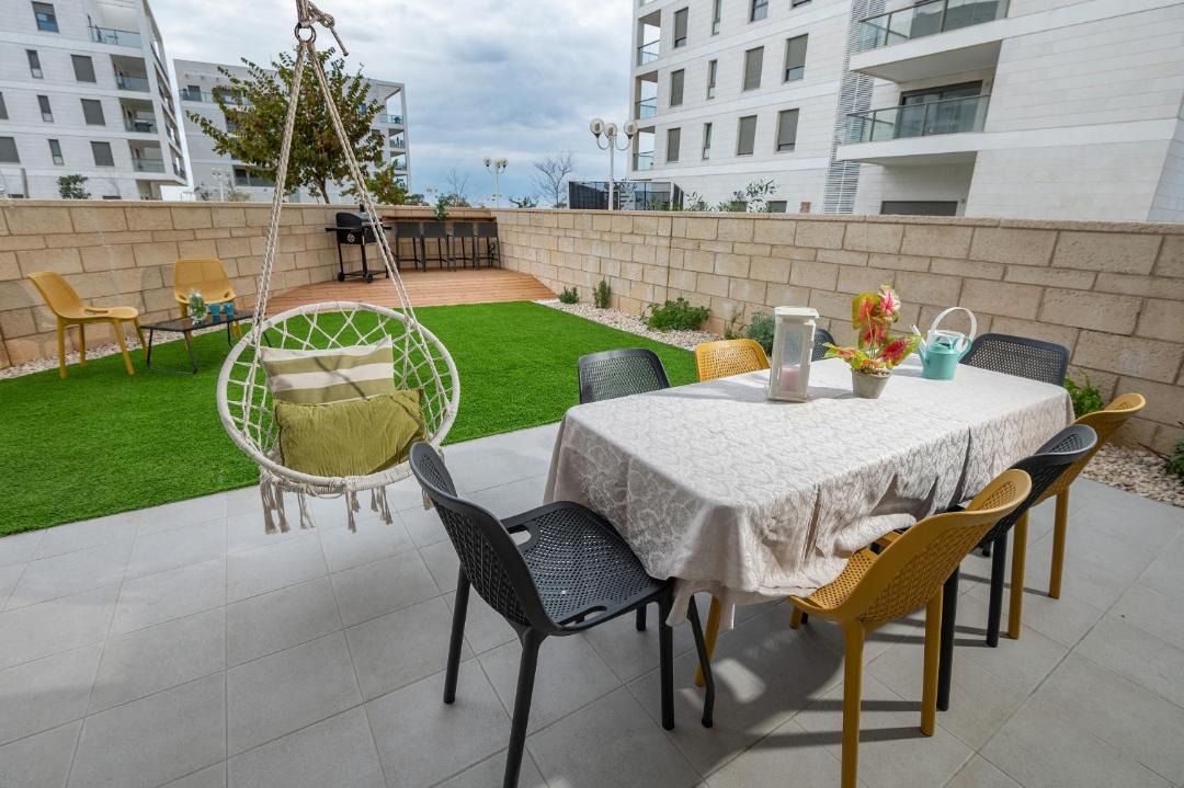 Photo of Patio Balcony in Nahariya