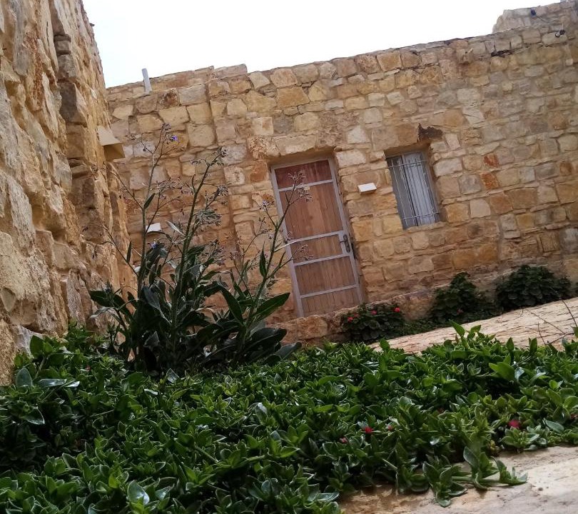 Photo of Others in Dana