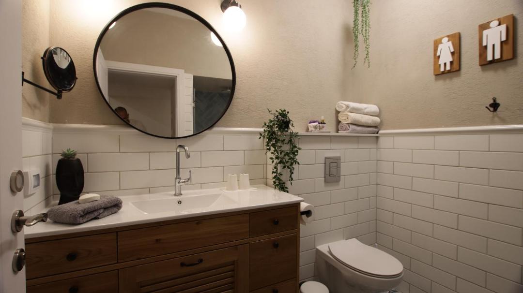 Photo of Bathroom in Zikhron Ya'aqov