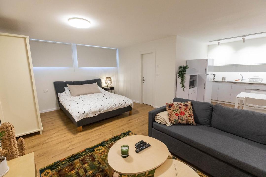 Photo of Bedroom in Ramat Gan