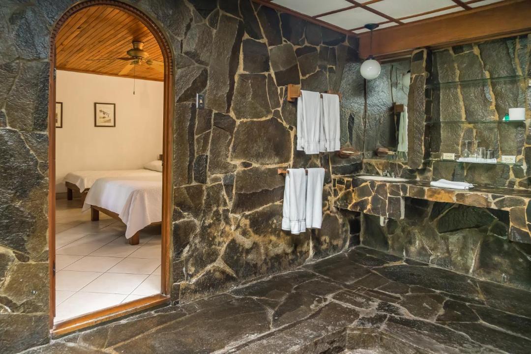 Photo of Bathroom in Escazu