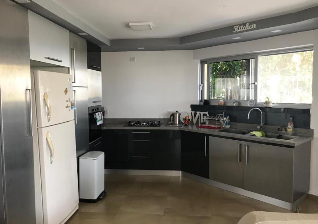 Photo of Kitchen in Megido