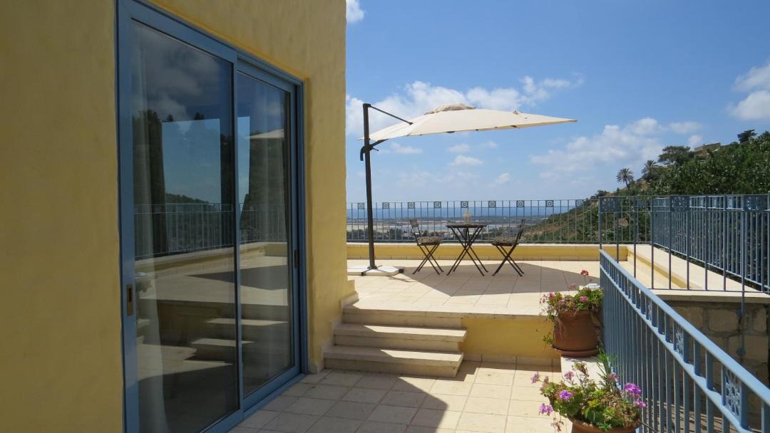 Photo of Patio Balcony in Ein Hod
