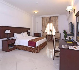 Al Hotel 