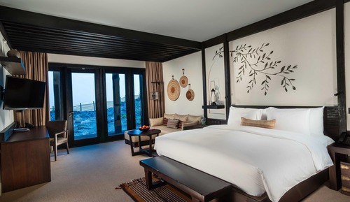 Room, 1 King Bed (Jabal View)