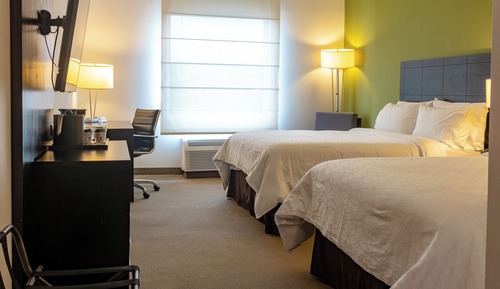 Standard Room, 2 Double Beds, Lake View