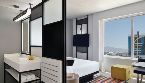 Breezy Suite, 1 Bedroom Suite, 1 King,  City view