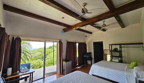 Standard Double Room, 2 Queen Beds