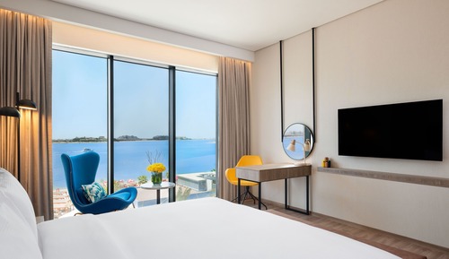 Deluxe Room, 1 King Bed, Beach View, Beachfront (Palm Beachfront View)