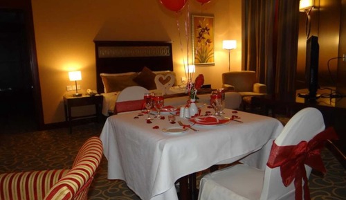 Deluxe Suite