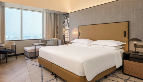 Superior Room, 1 King Bed, City View