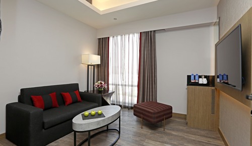 Premium Suite, 1 King Bed, Non Smoking