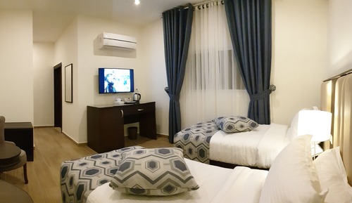 Deluxe Twin Room