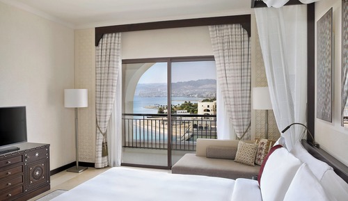 Room, 1 King Bed, Non Smoking, Partial Sea View (Prestige Penthouse Suite)