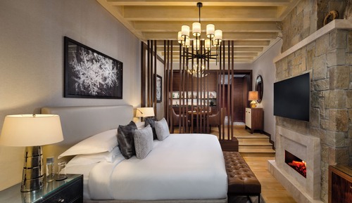 Aspen Ski Chalet - Access to Snow Park in Ski Dubai for 2, (once per stay) Private Butler