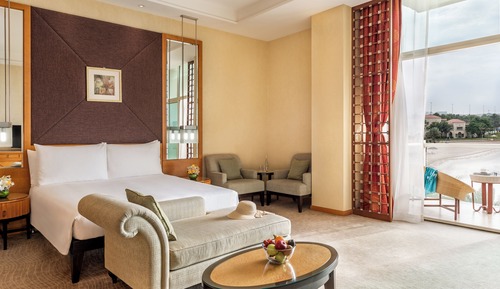 Junior Suite, 1 King Bed (Gulf View)