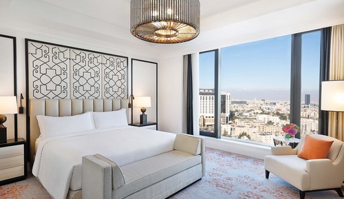 Grand Room, 1 King Bed