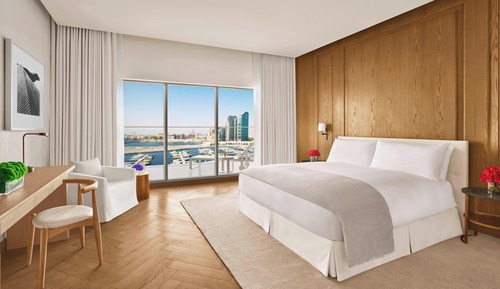 Suite, 1 King Bed, Marina View