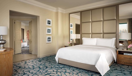 2 Bedroom Skyline Suite