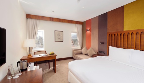 Deluxe Room, 1 King Bed