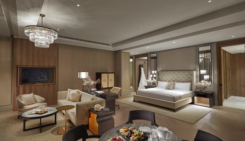 Suite (Bridal)