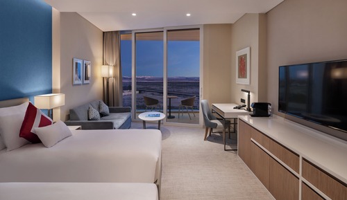 Deluxe Room - Twin Bed with Access to Three Pools