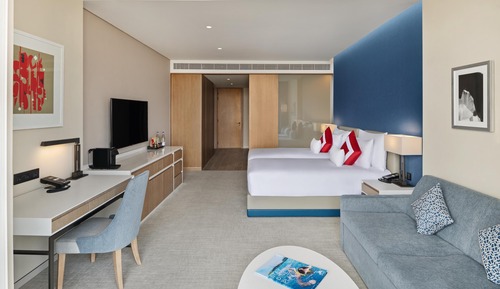 Deluxe Room - King Bed with Access to Three Pools