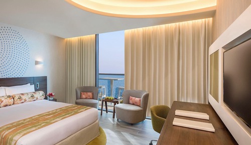 Deluxe Room with Balcony, Partial Palm Sea View