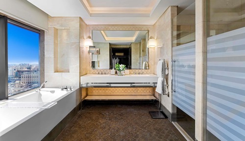 Presidential Suite (Signature)