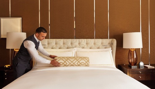 Fairmont Gold, Room, 1 King Bed, Smoking