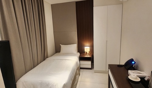 Basic Single Room