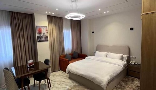 Royal Studio, 1 King Bed