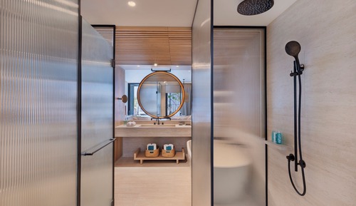 Waterfront Room