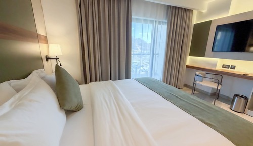 Family Quadruple Room, Partial Sea View