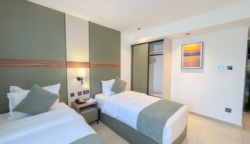 Standard Twin Room