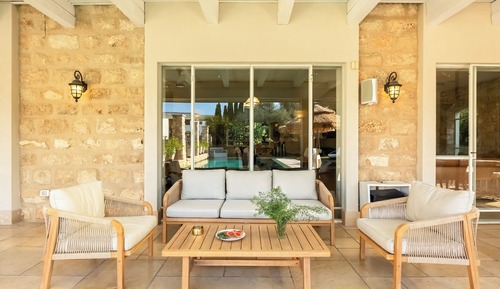 House, Garden View