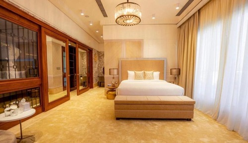Luxury Room