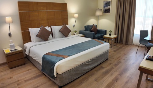 Room, 1 King Bed, City View