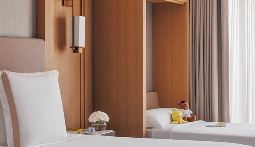 Club Room (Family | Ocean)