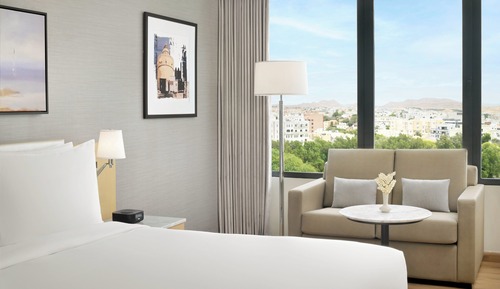 Room, 1 King Bed, City View