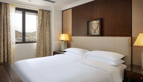 Junior Suite Club, 1 King Bed