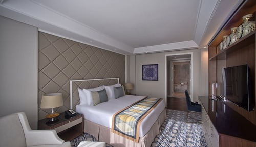 Luxury Suite, 1 King Bed