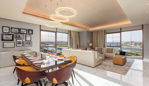 Suite (The B)