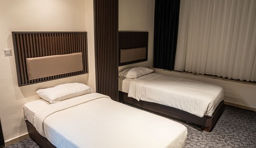 Deluxe Single Room