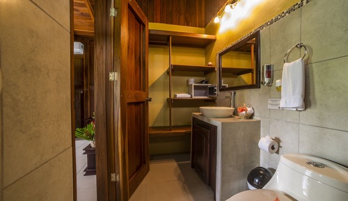 Junior Cabin
