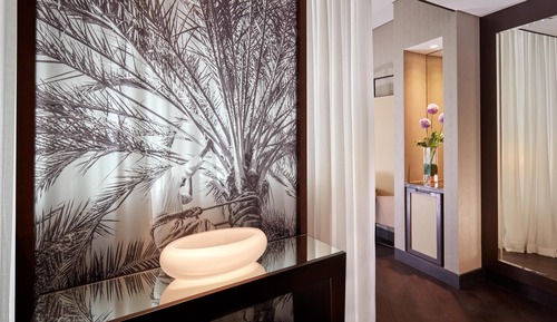 Deluxe Room, 1 King Bed, Balcony