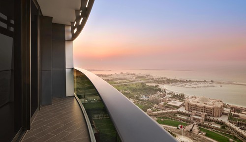 Room, 1 King Bed, Balcony (Club Access, Palace View)