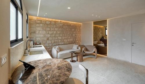 King Room with Spa Bath