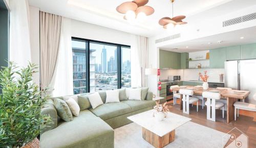 Two-Bedroom Deluxe Apartment with Balcony