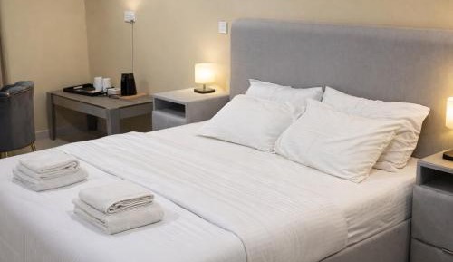 Double Room with Mountain View